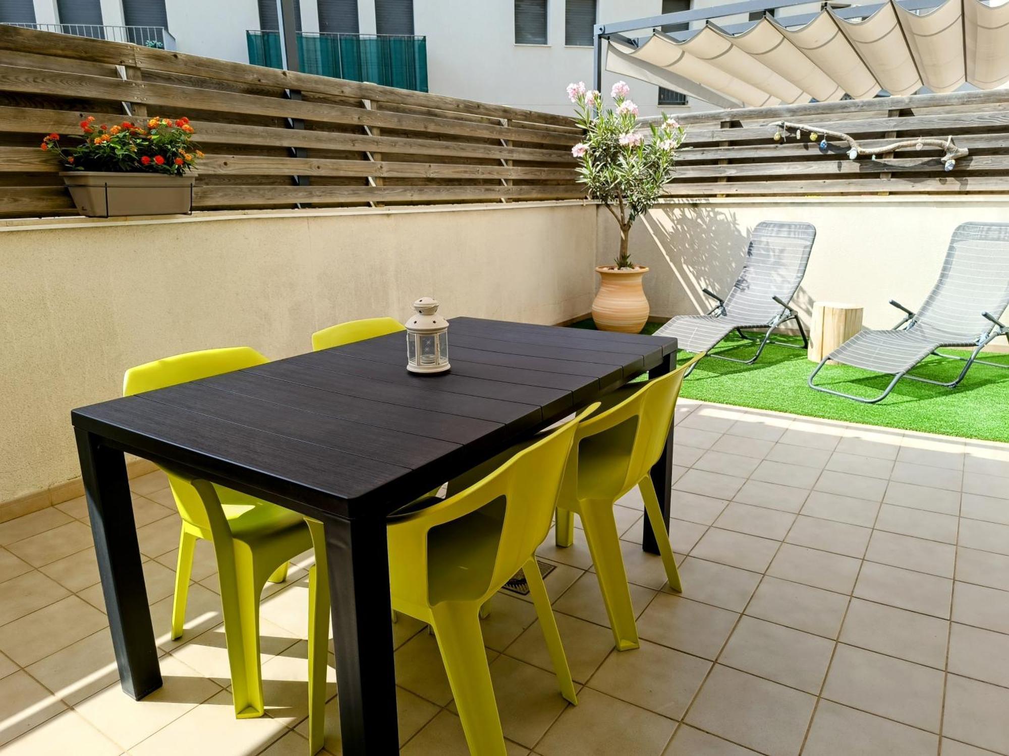 ל'אסטרטיט Apartamento Lliris Sol מראה חיצוני תמונה